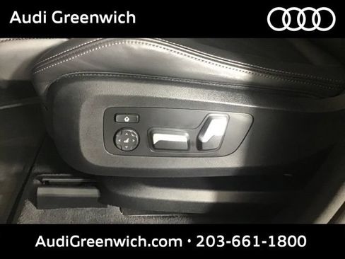 Used 2024 BMW X5 xDrive40i w/ M Sport Package AWD/4WD image 12