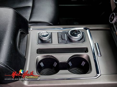 Used 2021 Ford Expedition Max XLT image 18