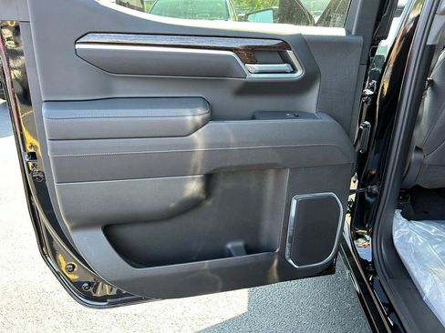 New 2026 GMC Sierra 1500 Elevation image 7
