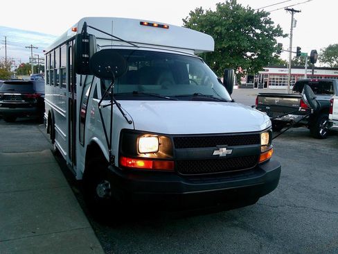 Used 2007 Chevrolet Express 3500 w/ School Bus Package image 4