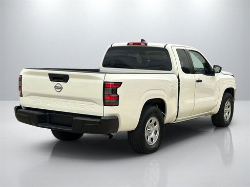 Used 2024 Nissan Frontier S w/ Technology Package image 5