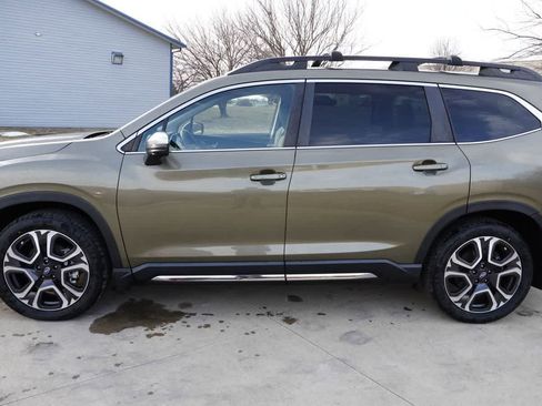 Certified 2023 Subaru Ascent Limited w/ Technology Package image 3