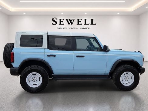 Used 2025 Ford Bronco Heritage Edition AWD/4WD image 5