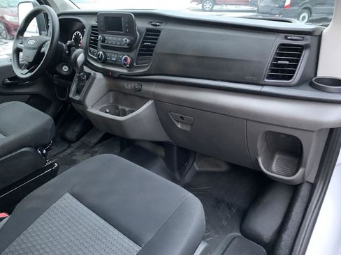 Used 2024 Ford Transit 250 T-250 130 Low Rf 9070 GVWR RW w/ Exterior Upgrade Package image 15