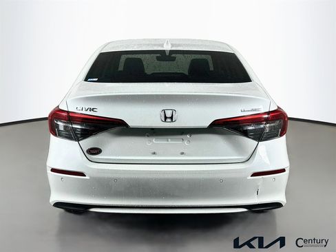 Used 2023 Honda Civic Touring image 6