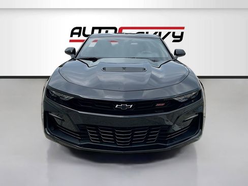 Used 2023 Chevrolet Camaro SS RWD image 2