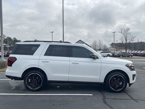 Used 2023 Ford Expedition Limited image 31