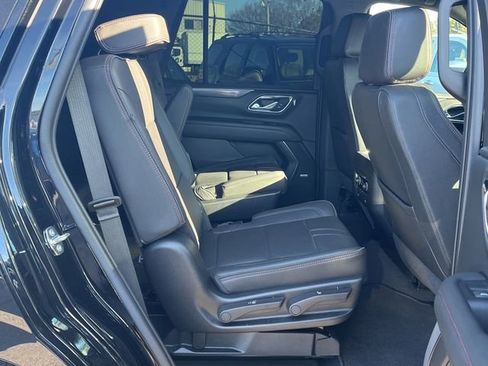 Used 2022 Chevrolet Tahoe RST w/ Luxury Package image 12