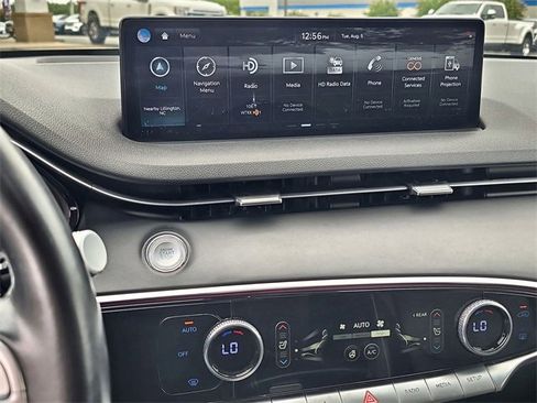 Used 2022 Genesis GV70 2.5T w/ Advanced Package image 25