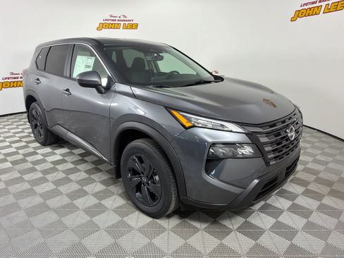 New 2026 Nissan Rogue SV FWD image 8