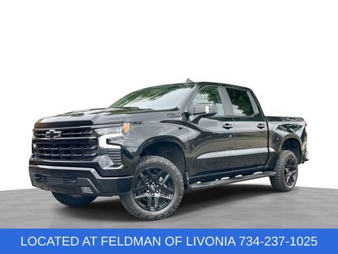 Used 2022 Chevrolet Silverado 1500 LT Trail Boss w/ LT Trail Boss Premium Package AWD/4WD image 1