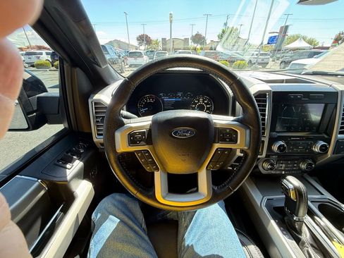 Used 2016 Ford F150 Lariat w/ Equipment Group 502A Luxury AWD/4WD image 14