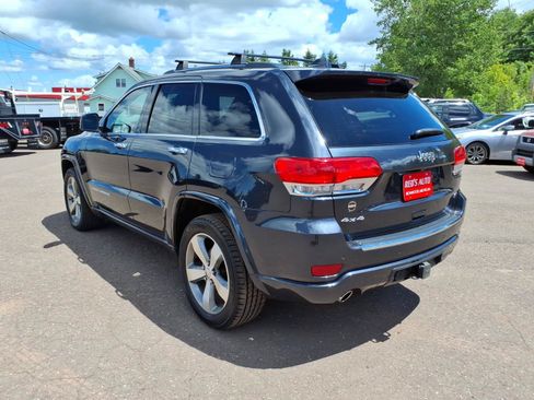Used 2015 Jeep Grand Cherokee Overland w/ Advanced Technology Group AWD/4WD image 4