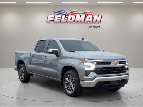 Used 2025 Chevrolet Silverado 1500 LT AWD/4WD image 8