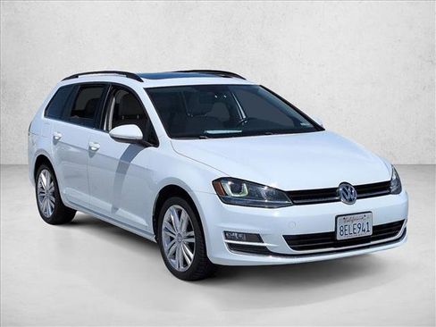 Used 2015 Volkswagen Golf TDI SE w/ Lighting Package FWD image 3