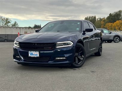 Used 2017 Dodge Charger SXT