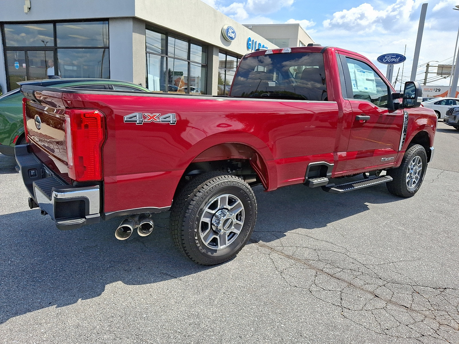 Used 2025 Ford F250 XLT AWD/4WD image 4