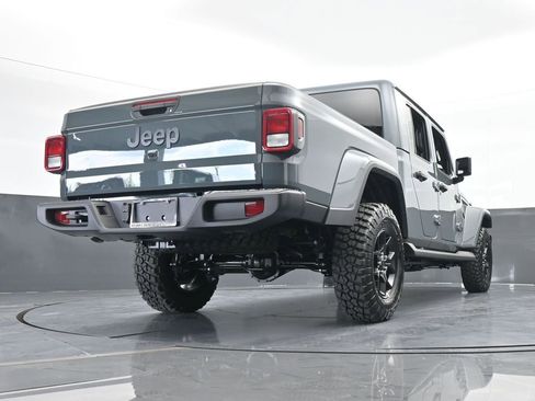 Used 2025 Jeep Gladiator Sport AWD/4WD image 60