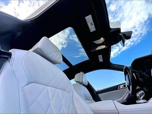 Used 2023 BMW X6 xDrive40i w/ M Sport Package image 22