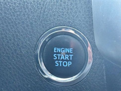 Used 2014 Toyota Highlander Limited w/ Driver Technology Package image 14