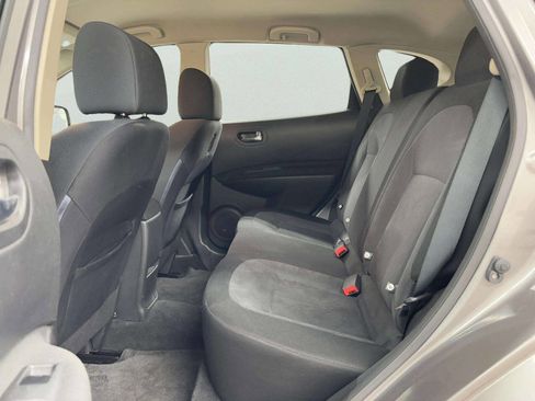 Used 2013 Nissan Rogue S image 16