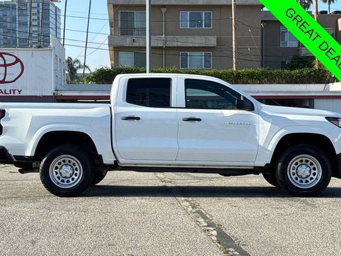 Used 2025 Chevrolet Colorado W/T w/ Advanced Trailering Package RWD image 3