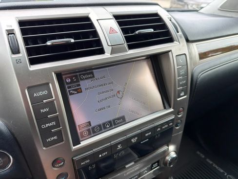 Used 2016 Lexus GX 460 w/ Premium Package AWD/4WD image 12