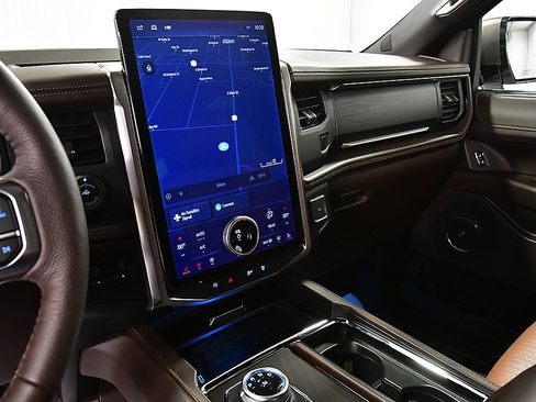 Used 2024 Ford Expedition King Ranch image 22