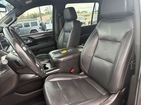 Used 2021 Chevrolet Suburban Z71 AWD/4WD image 9