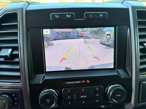 Used 2019 Ford F150 XLT w/ Equipment Group 302A Luxury AWD/4WD image 19