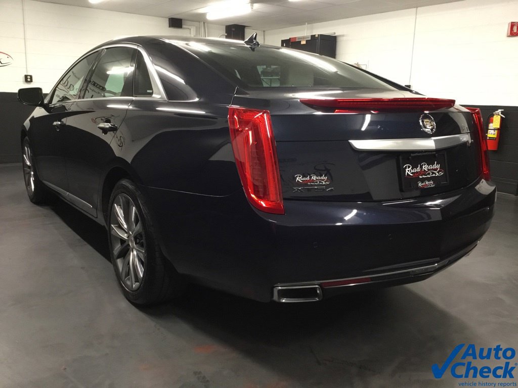Used 2013 Cadillac XTS Luxury w/ Driver Awareness Package AWD/4WD image 8