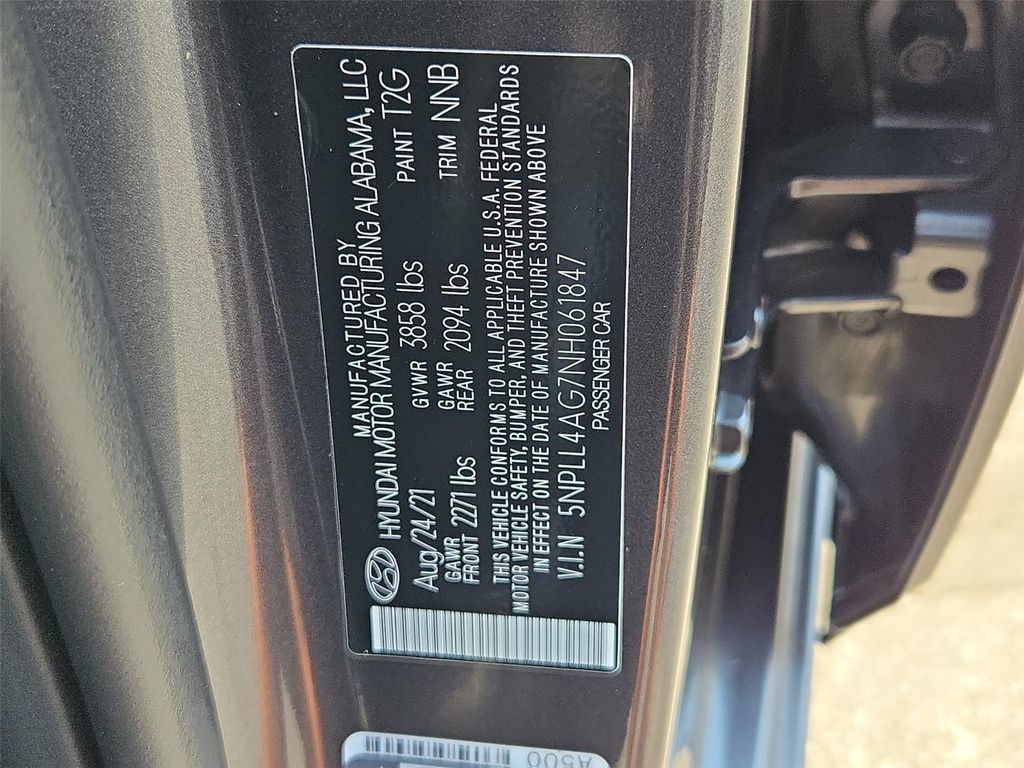 Used 2022 Hyundai Elantra SE w/ Cargo Package FWD image 23
