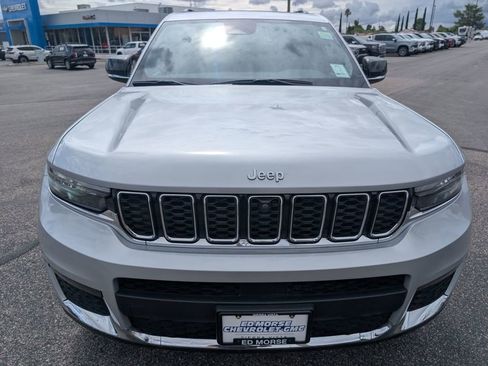 Used 2024 Jeep Grand Cherokee L Limited w/ Luxury Tech Group II AWD/4WD image 8