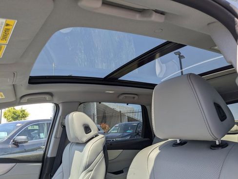 Used 2023 Acura MDX SH-AWD w/ Technology Package image 16