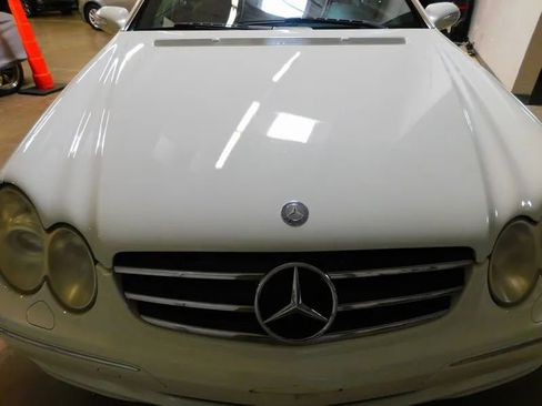 Used 2008 Mercedes-Benz CLK 350 Coupe image 10