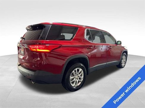 Used 2021 Chevrolet Traverse LT image 5