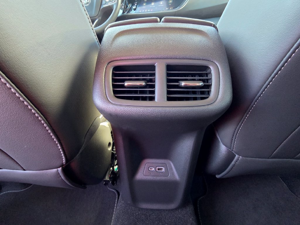 Used 2023 Buick Envision Essence FWD image 30