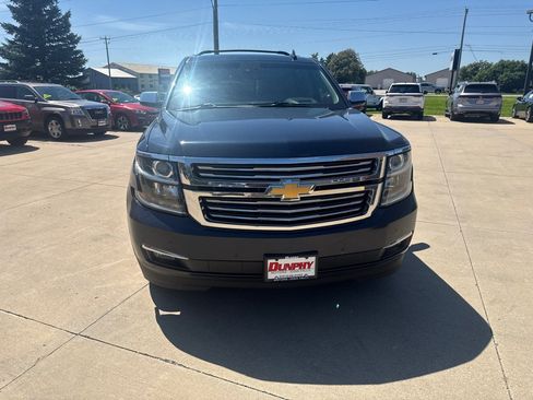 Used 2018 Chevrolet Suburban Premier AWD/4WD image 8