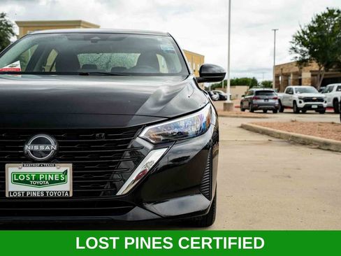 Used 2024 Nissan Sentra SV FWD image 8