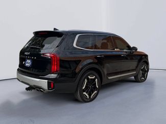 Used 2023 Kia Telluride S FWD video 3