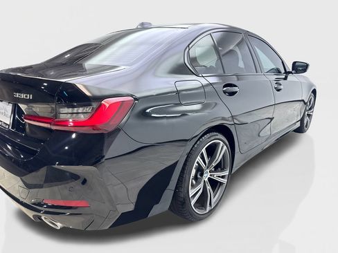 Used 2023 BMW 330i Sedan w/ Convenience Package RWD image 13