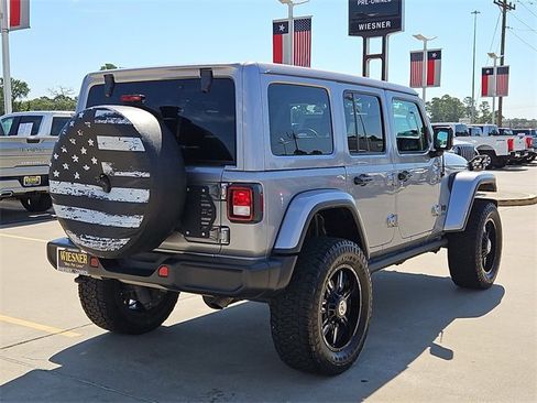 Used 2021 Jeep Wrangler Unlimited Sahara image 8