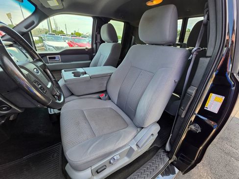 Used 2011 Ford F150 XLT w/ XLT Chrome Pkg AWD/4WD image 2