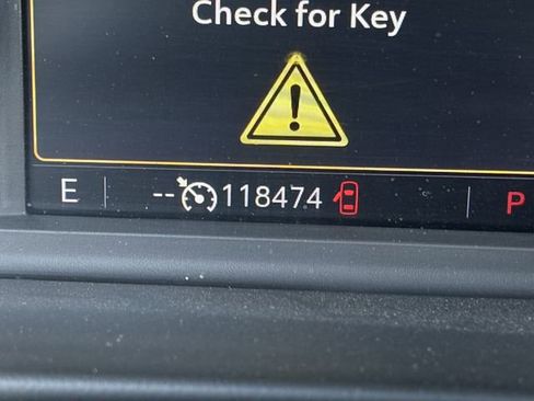 Used 2021 Chevrolet Tahoe LS RWD image 12