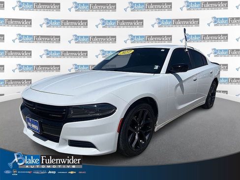 Used 2023 Dodge Charger SXT w/ Blacktop Package image 1