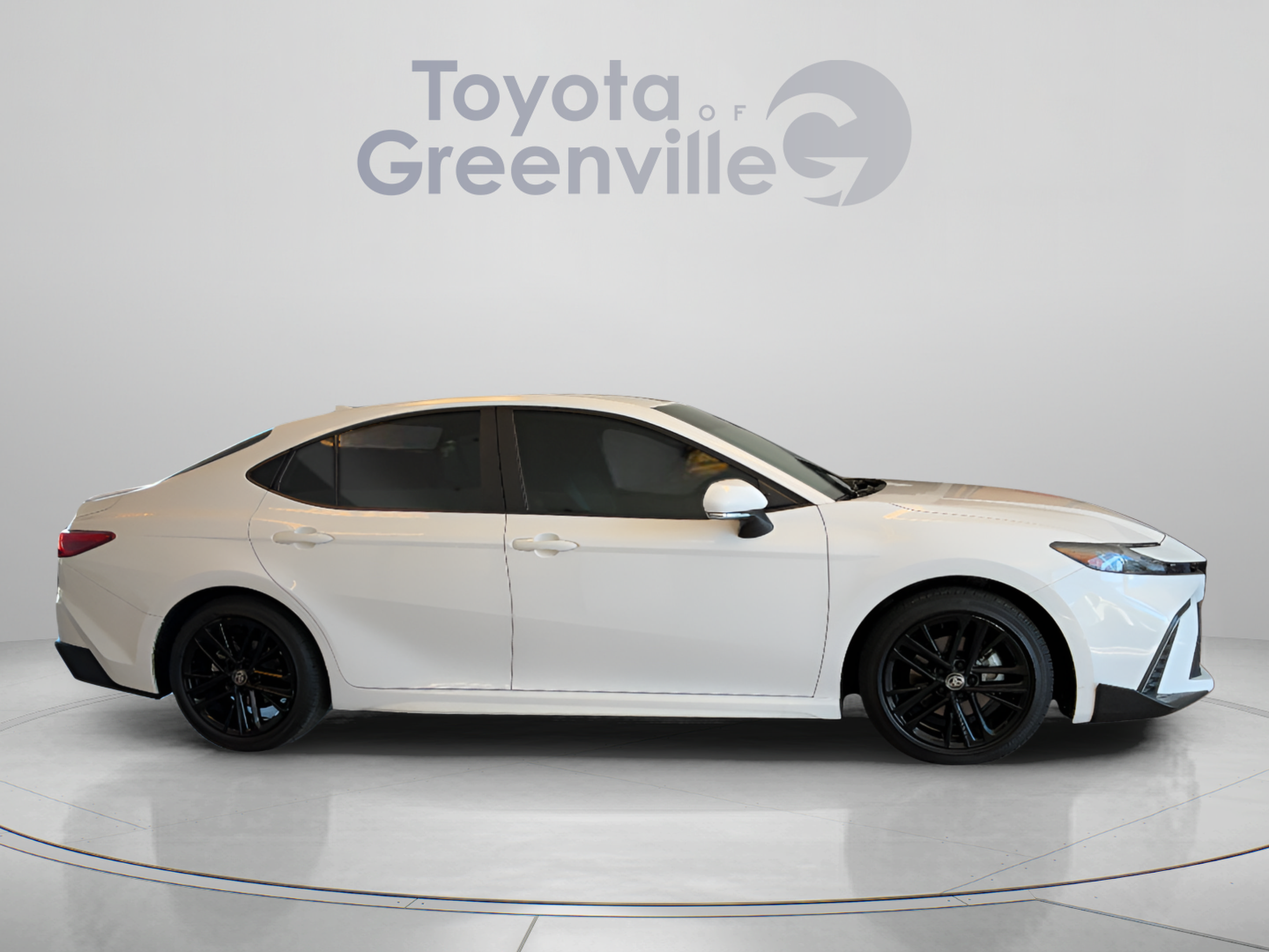Used 2026 Toyota Camry LE FWD image 7