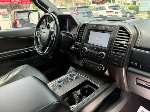 Used 2019 Ford Expedition Max Limited w/ Cargo Package AWD/4WD image 15