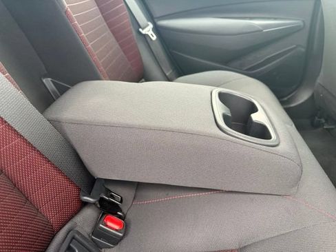 Used 2026 Toyota Corolla SE FWD image 12