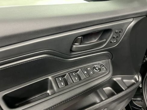 Used 2024 Honda Odyssey Sport image 23