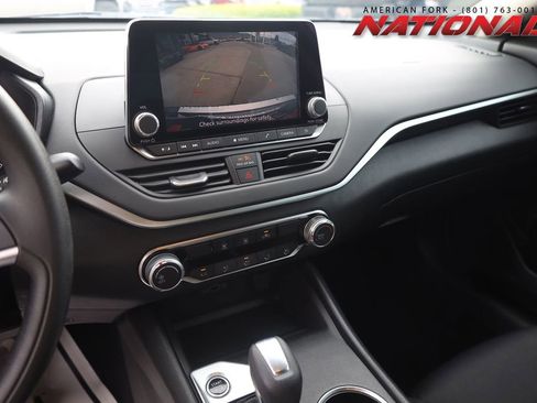 Used 2022 Nissan Altima 2.5 SV AWD/4WD image 15